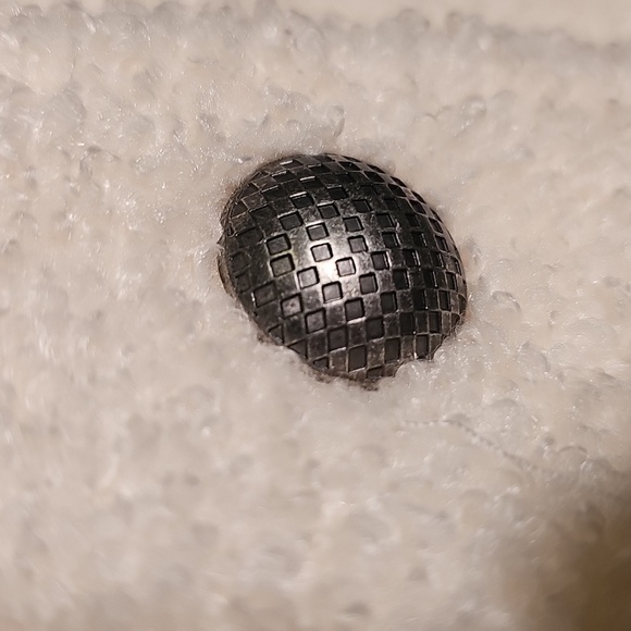 Susan Graver Weekend Women's Cream Button-Up Coat. meduim. Sper Soft. Big Pocket - Picture 5 of 10